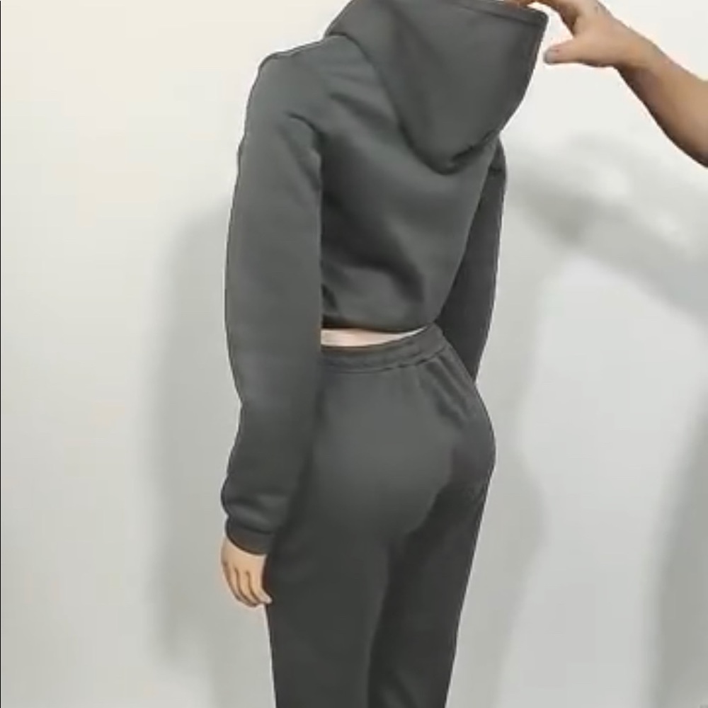 Crop Top Jogging Suit